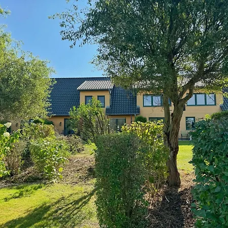 Im Reihenhaus Petermann 3 Ferienhaus *